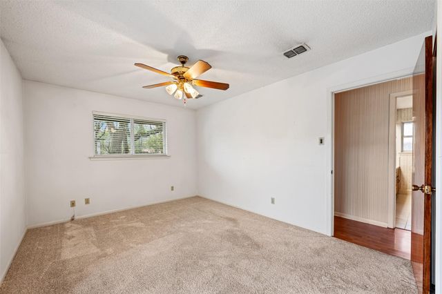 8709 Honeysuckle TRL, Austin, TX 78759