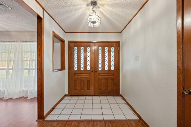 8709 Honeysuckle TRL, Austin, TX 78759