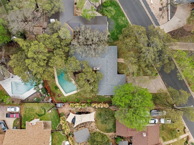 8709 Honeysuckle TRL, Austin, TX 78759