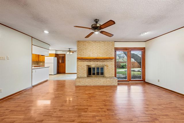 8709 Honeysuckle TRL, Austin, TX 78759