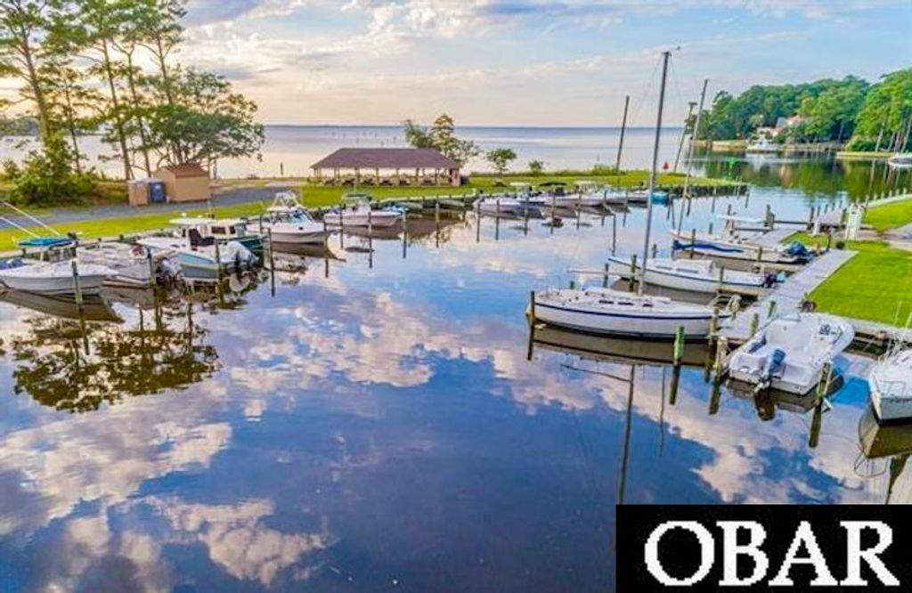 Image 8 of property listing at 5 Live Oak Lane Lot #1, Southern Shores, NC 27949