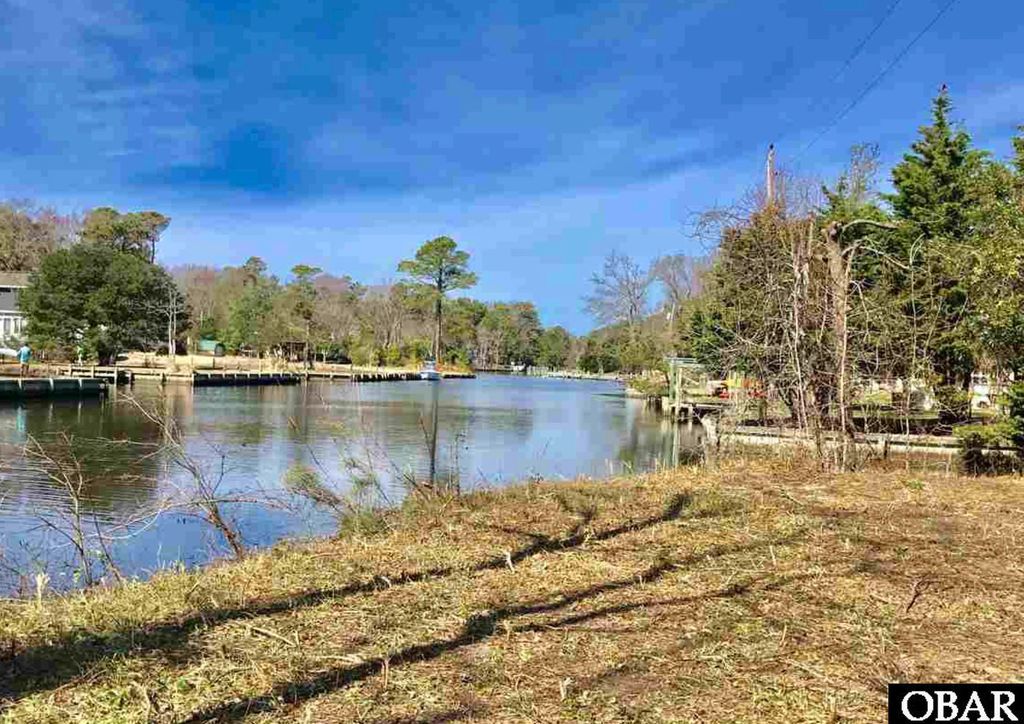 Image 10 of property listing at 5 Live Oak Lane Lot #1, Southern Shores, NC 27949