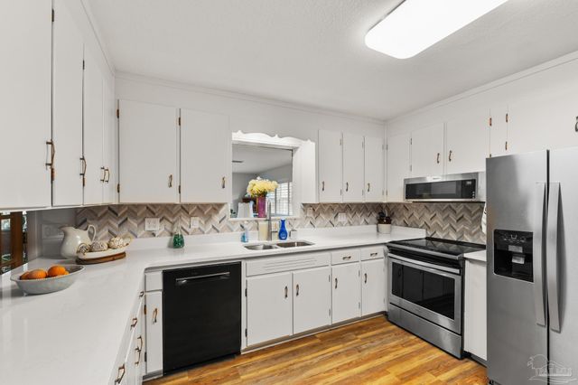 3013 Christine St, Pensacola, FL 32526