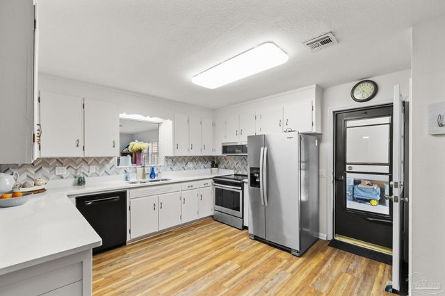 3013 Christine St, Pensacola, FL 32526