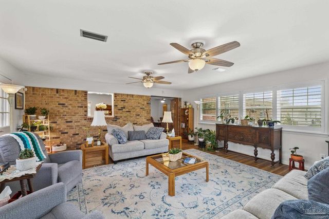 3013 Christine St, Pensacola, FL 32526