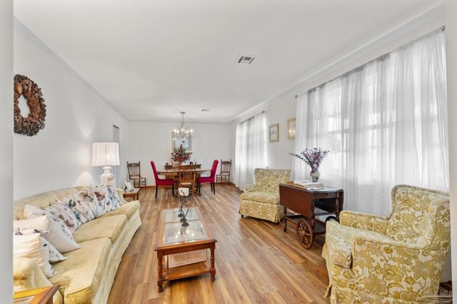 3013 Christine St, Pensacola, FL 32526