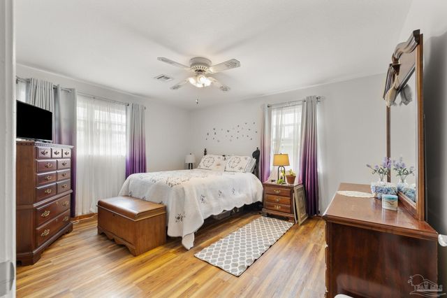 3013 Christine St, Pensacola, FL 32526