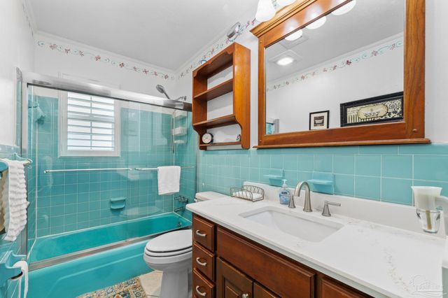 3013 Christine St, Pensacola, FL 32526