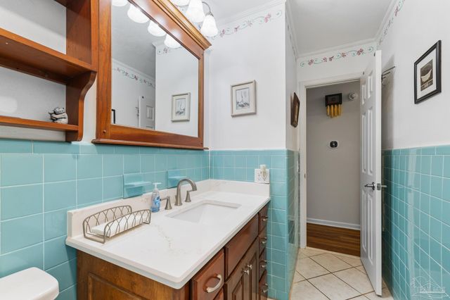 3013 Christine St, Pensacola, FL 32526