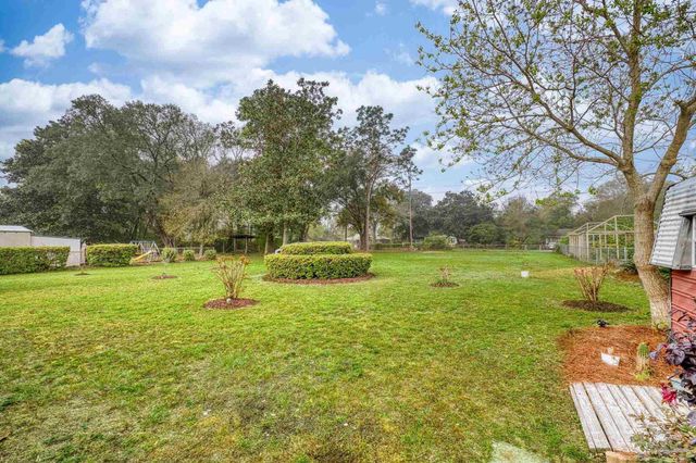 3013 Christine St, Pensacola, FL 32526