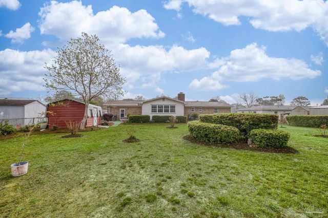 3013 Christine St, Pensacola, FL 32526