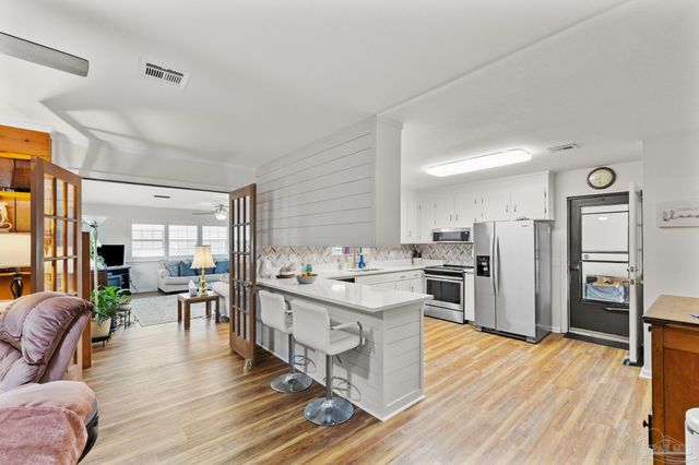 3013 Christine St, Pensacola, FL 32526