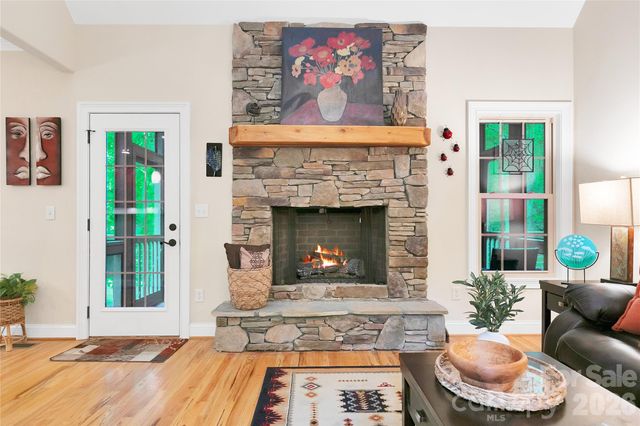 72 Tludatsi Court, Brevard, NC 28712