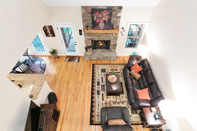 72 Tludatsi Court, Brevard, NC 28712