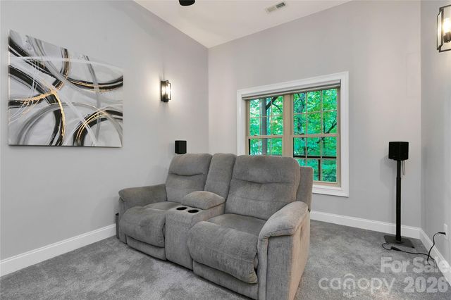 72 Tludatsi Court, Brevard, NC 28712