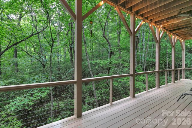 72 Tludatsi Court, Brevard, NC 28712