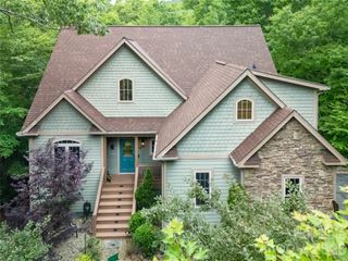 72 Tludatsi Court, Brevard, NC 28712