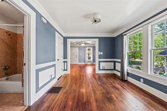 2220 Newnan Street, East Point, GA 30344