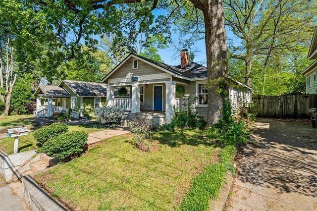 2220 Newnan Street, East Point, GA 30344