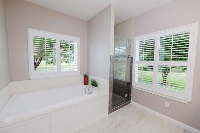 121 Lakewood TRL, Leander, TX 78641