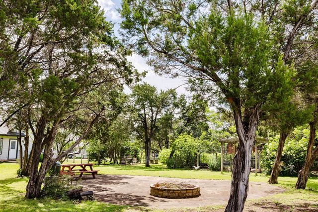 121 Lakewood TRL, Leander, TX 78641