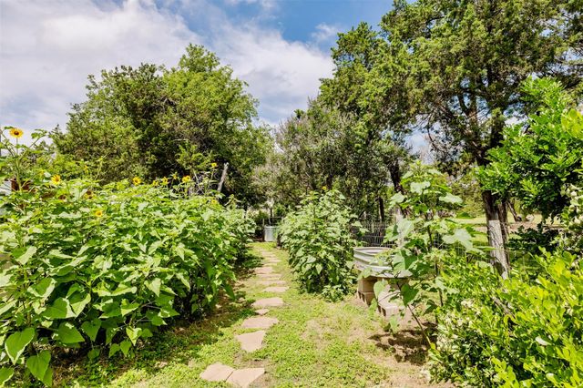 121 Lakewood TRL, Leander, TX 78641