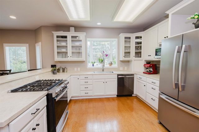 121 Lakewood TRL, Leander, TX 78641