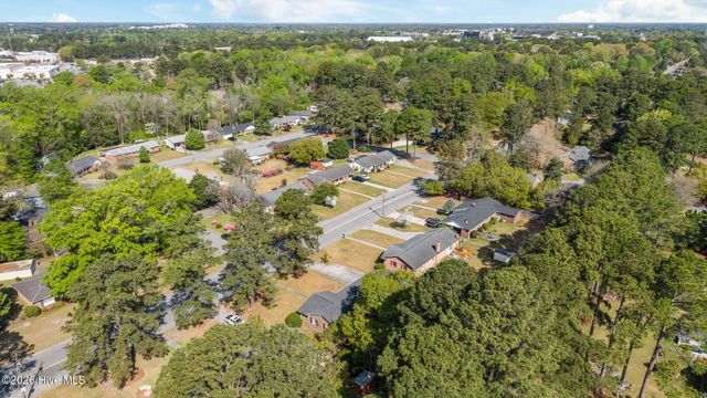 3007 S Elm Street, Greenville, NC 27858