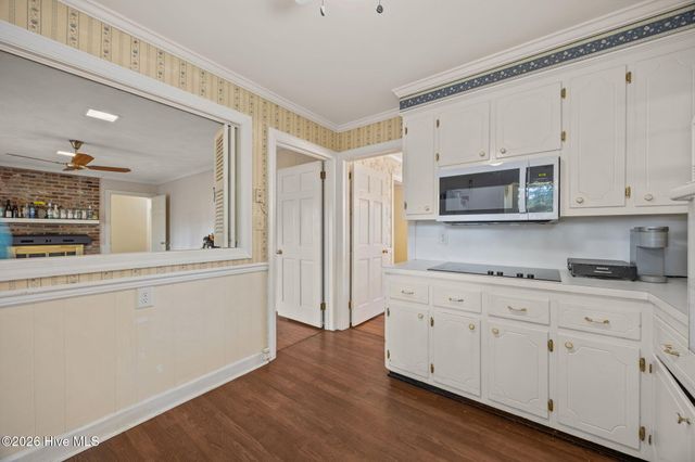 3007 S Elm Street, Greenville, NC 27858