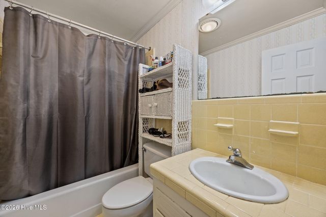 3007 S Elm Street, Greenville, NC 27858