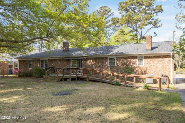 3007 S Elm Street, Greenville, NC 27858