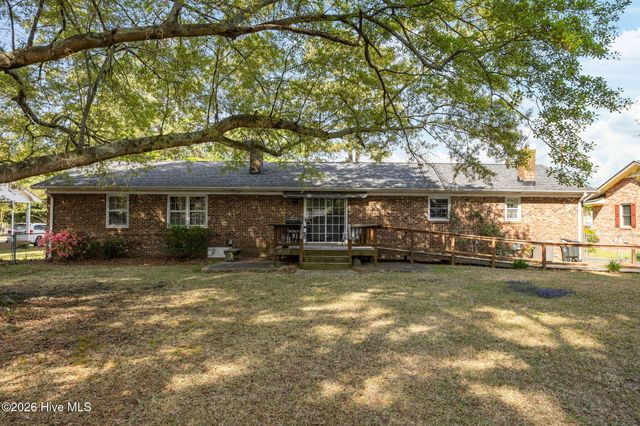 3007 S Elm Street, Greenville, NC 27858