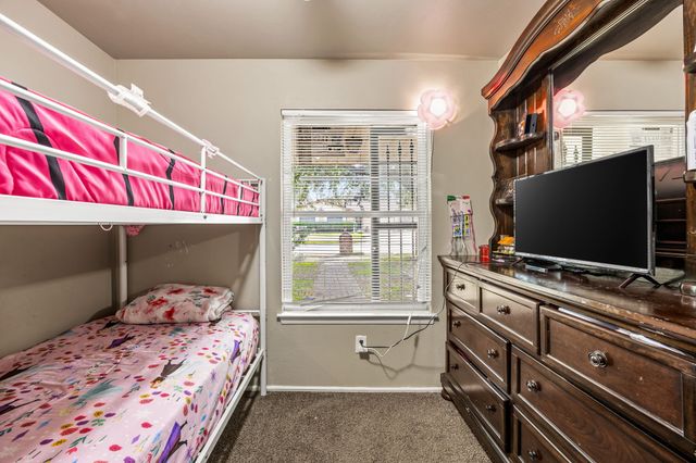 1513 Glynn Oaks Drive, Arlington, TX 76010