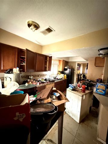 7614 Cabot Street, Houston, TX 77016