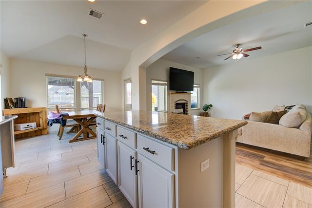 4724 Alluvial Circle, Alvin, TX 77511