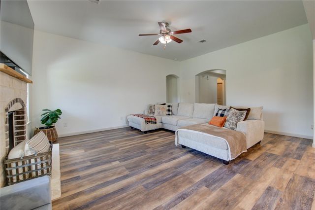 4724 Alluvial Circle, Alvin, TX 77511