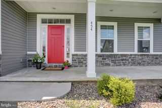 454 WINCHESTER DR, Chambersburg, PA 17202