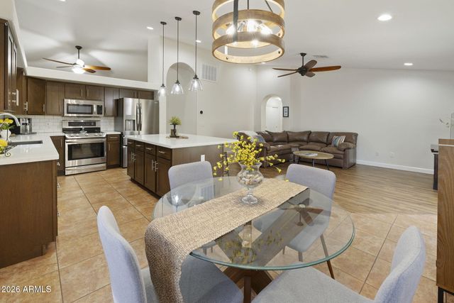 1257 S Palm Street, Gilbert, AZ 85296