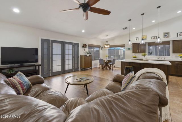 1257 S Palm Street, Gilbert, AZ 85296