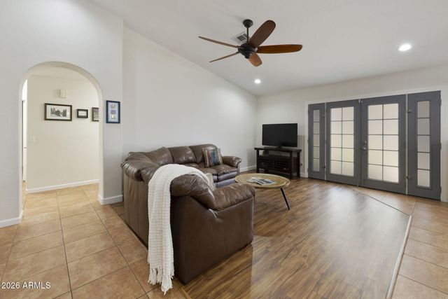 1257 S Palm Street, Gilbert, AZ 85296