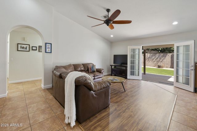 1257 S Palm Street, Gilbert, AZ 85296