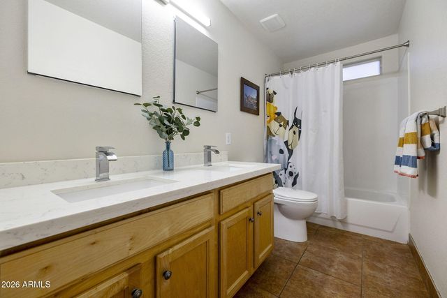 1257 S Palm Street, Gilbert, AZ 85296
