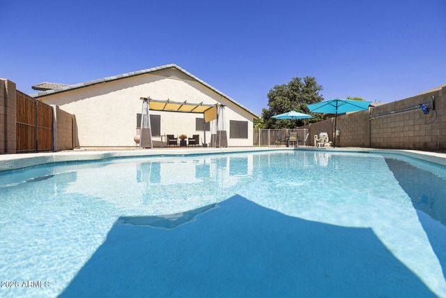 1257 S Palm Street, Gilbert, AZ 85296