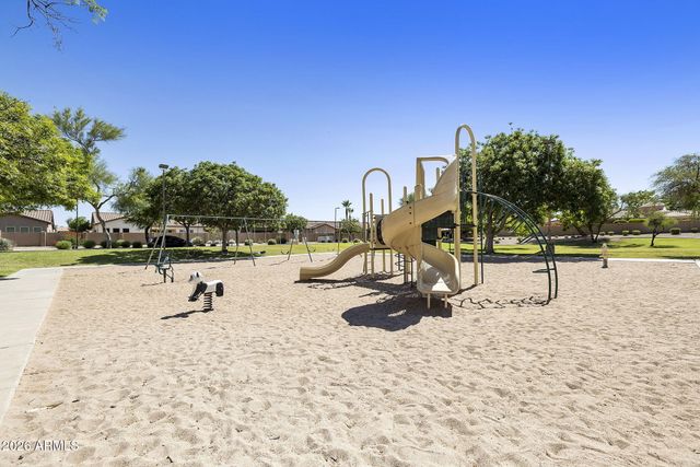 1257 S Palm Street, Gilbert, AZ 85296