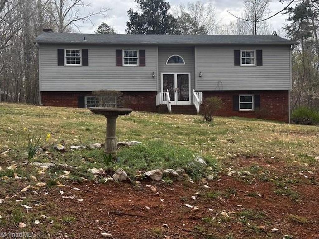 236 Capistrano Shores Boulevard, Lexington, NC 27292