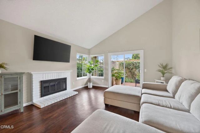 3720 Via Pacifica Walk, Oxnard, CA 93035