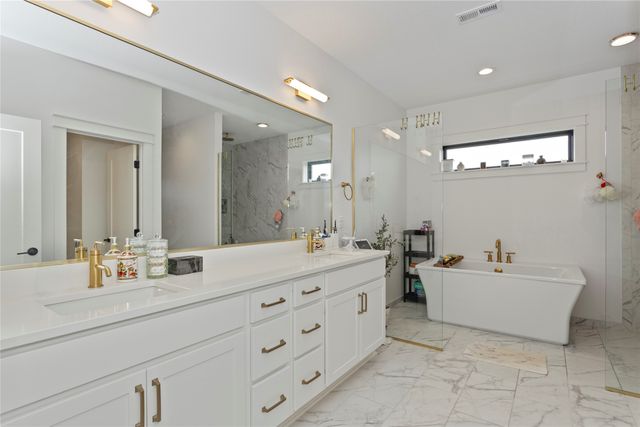 695 Morning Star Court, Waukee, IA 50263
