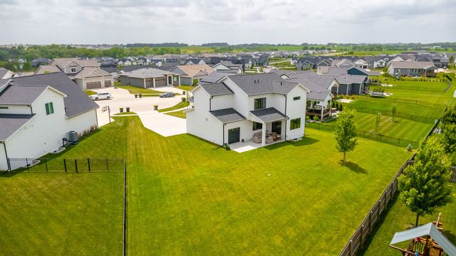 695 Morning Star Court, Waukee, IA 50263