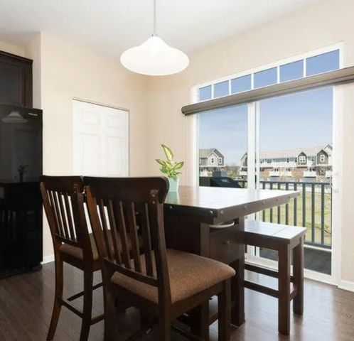 2942 Madison Drive, Naperville, IL 60564