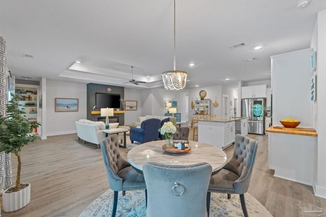 1500 Ballyhoo Dr, Gulf Breeze, FL 32563